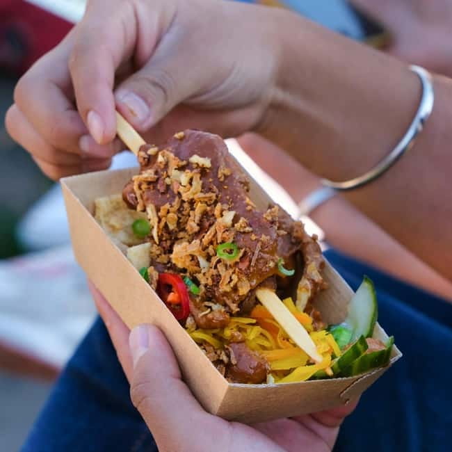 Food Tour by Bike: enjoy 6 bites and cycle trough Utrecht - Bike rental and the gear reality