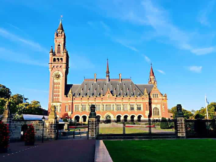 From Amsterdam: Day Tour to Rotterdam, Delft and The Hague - Practical tips for the packed schedule (so you actually enjoy it)