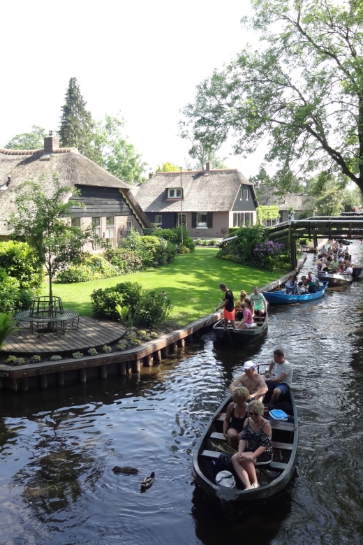 From Amsterdam: Giethoorn Day Trip with Small Electric Boat - The 1-hour guided electric boat cruise, including driving time