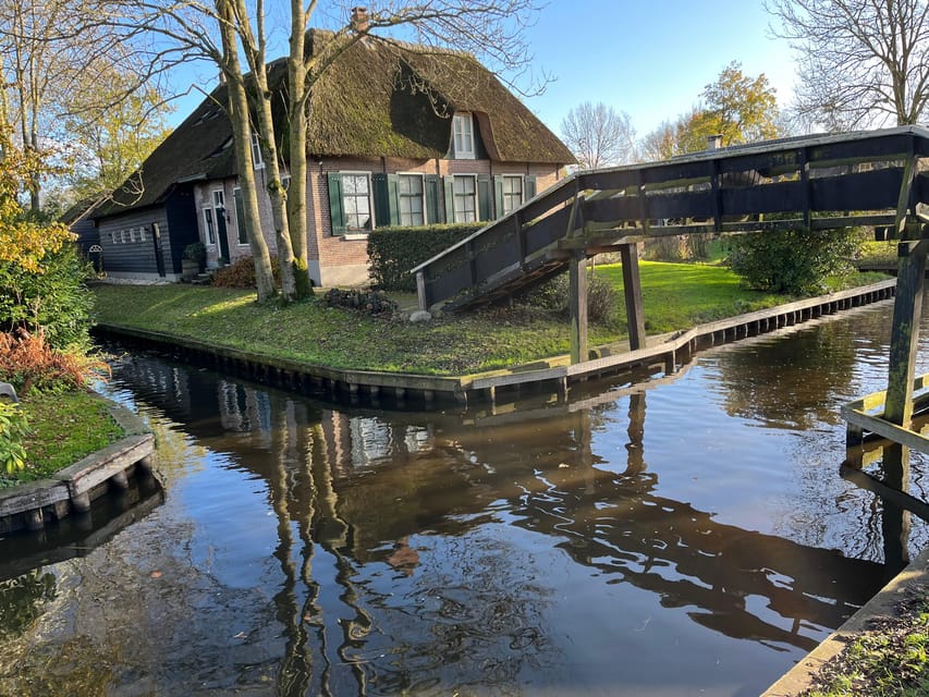From Amsterdam: Giethoorn Small Group Tour with Boat Ride - Price and value: what $125 really buys you