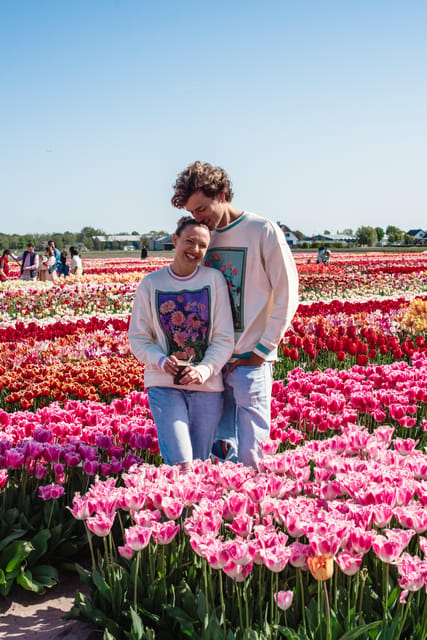From Amsterdam: Keukenhof Gardens & Tulip Experience Tour - Photo time in the bulb fields: how to get great shots without fighting people