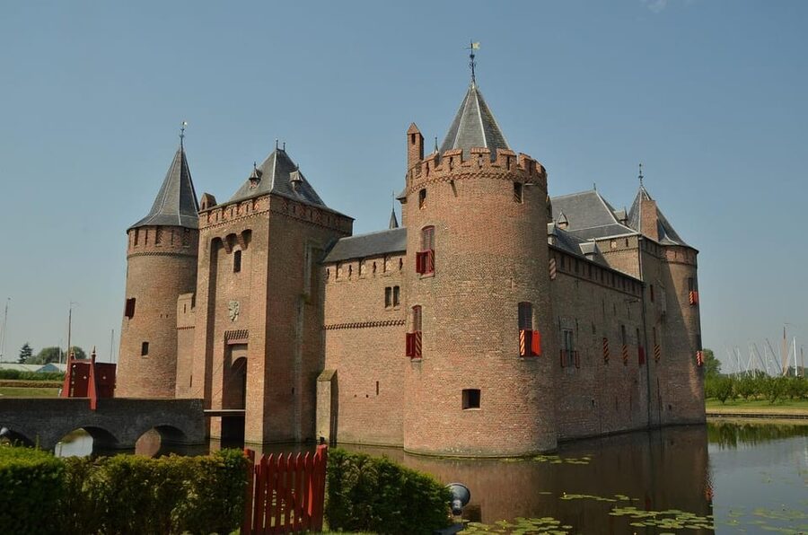 From Amsterdam: Muiderslot and De Haar Castle Tour - Why this Amsterdam to Two-Castles Route Feels Like Good Value