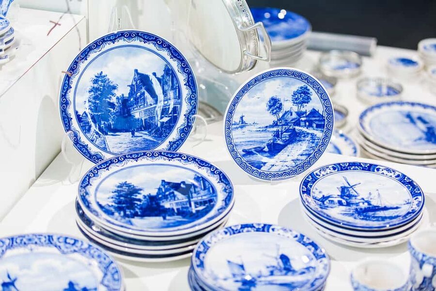 From Amsterdam: Rotterdam, Delft & The Hague Guided Day Tour - Zuid-Holland in one day: what this tour is really for