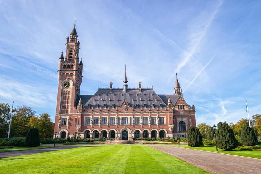 From Amsterdam: Rotterdam, Delft & The Hague Guided Day Tour - The Hague: Peace Palace power-walk and the Binnenhof area