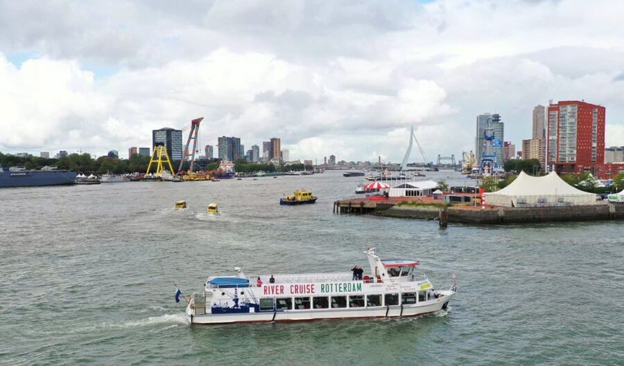 From Amsterdam: Rotterdam, Delft & The Hague Guided Day Tour - Rotterdam: modern architecture and a Markthal lunch moment