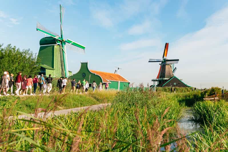 From Amsterdam: Zaanse Schans, Edam, Volendam & Marken - Edam’s cobblestones and the cheese market square