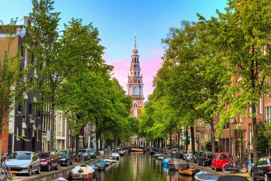 From Brussels: Day Trip to Amsterdam with Canal Boat Cruise - Small group size: why up to 15 matters in practice