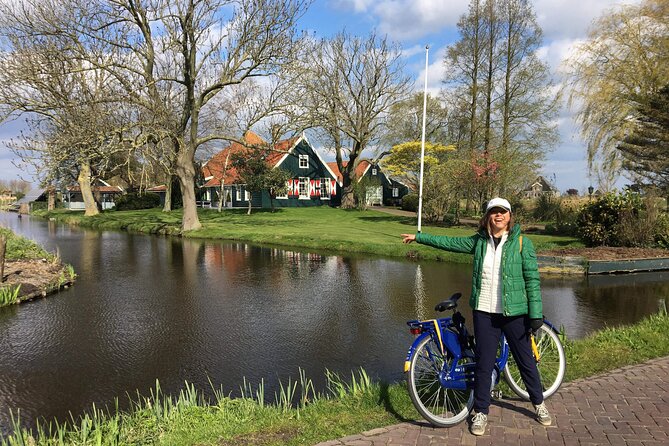 Full-Day Private Guided Countryside Tour from Amsterdam by Bike - Broek en Waterland: merchant-town walk, city hall, and Dutch pancakes