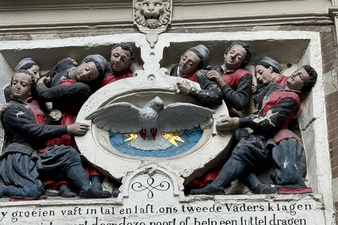 Ghost Walking Tour and Dark History in Amsterdam - Licensed Guides Make the Difference at Night