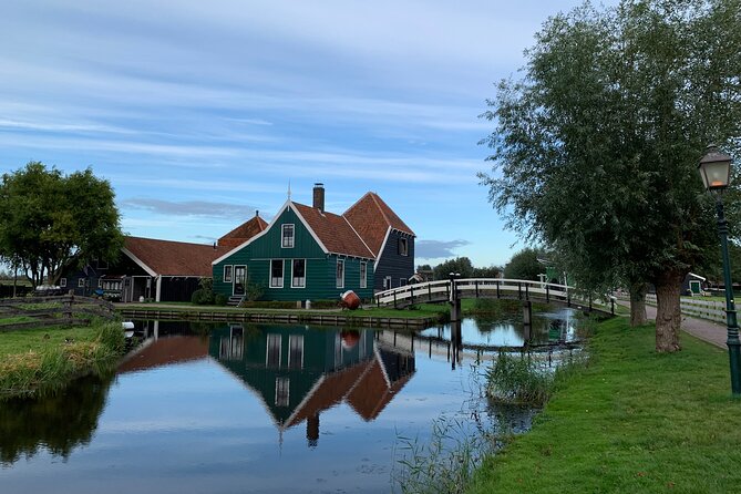 Giethoorn, Afsluitdijk, Zaanse Schans Day Tour Incl Hotel Pick Up - Who this tour fits best, and why it feels like good value