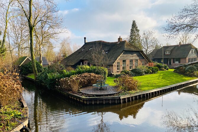 Giethoorn and Zaanse Schans Day Tour Small Group Incl. Boat Ride - The Second Boat Segment at Bovenwijde: More Water Views, Less Stress