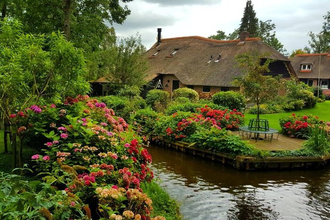 Giethoorn Guided DayTrip from Amsterdam - Quick highlights you will care about