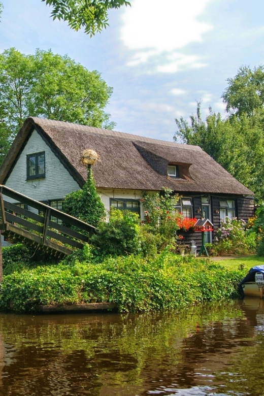 Giethoorn: Private Day Trip with Boat Tour from Amsterdam - Price and value for a $624 private outing from Amsterdam
