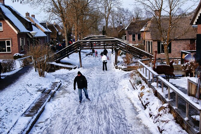 Giethoorn Small-Group Tour from Amsterdam (Max. 8 People) - Why the Small-Group Limit Changes Everything