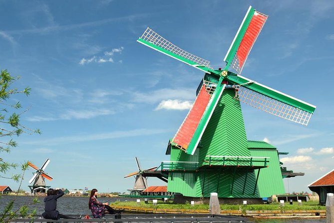 Giethoorn, Zaanse Schans Windmills Guided Day Trip from Amsterdam - Why This Amsterdam Day Trip Works, Two Towns Without Planning Headaches