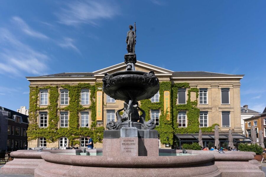 Gorinchem: Highlights Tour with local guide - Starting at Grote Markt: what you’ll cover in 1.5 hours