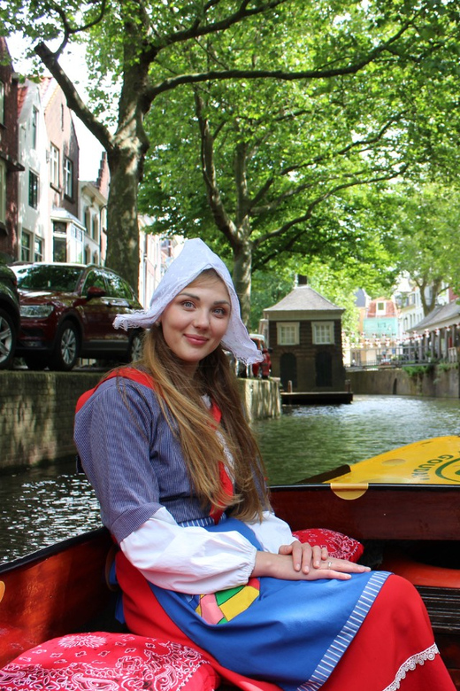 Gouda: Open Boat City Canal Cruise - The Kleiwegplein start and how the route is designed