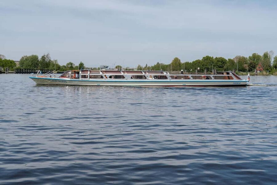 Groningen: City Canal Cruise - The Onboard Bar: Drinks, Snacks, and Comfort You Can Actually Use
