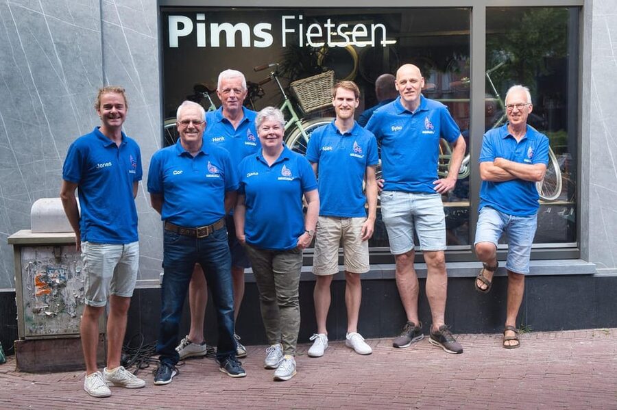 Groningen: City Highlights Bike Tour - University of Groningen and the Forum: the student-city layer