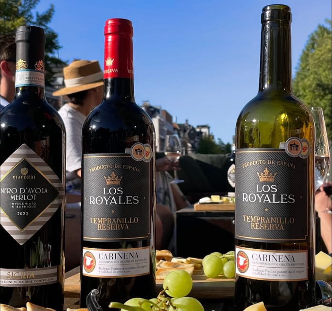 Groningen: Evening Cheese and Wine cruise - Noorderhaven and the living boats vibe