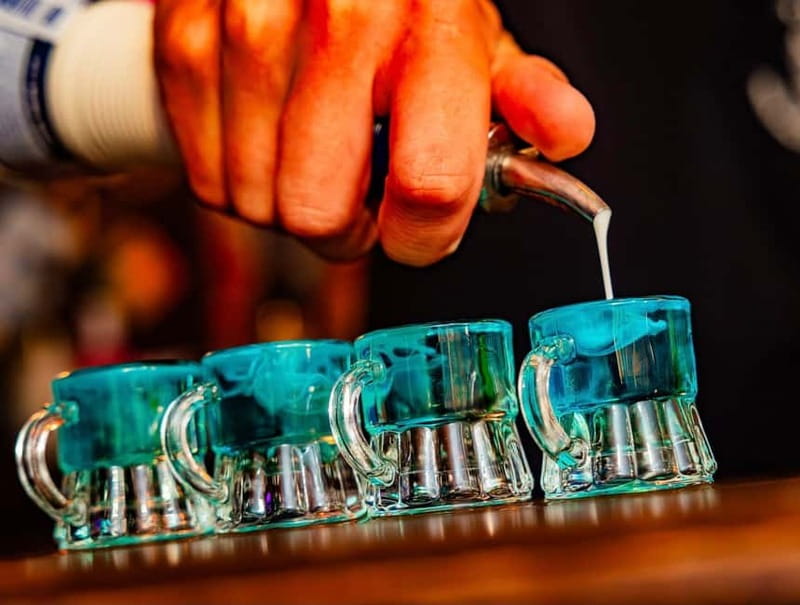Groningen: Pub Crawl with Pub Quiz, Free Shots and Games - Key takeaways