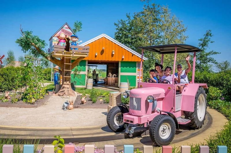 Groot-Ammers: Adventure Farm Molenwaard Entry Ticket - Dutch Tractor Ride and Orchard Fruit Crate Tours