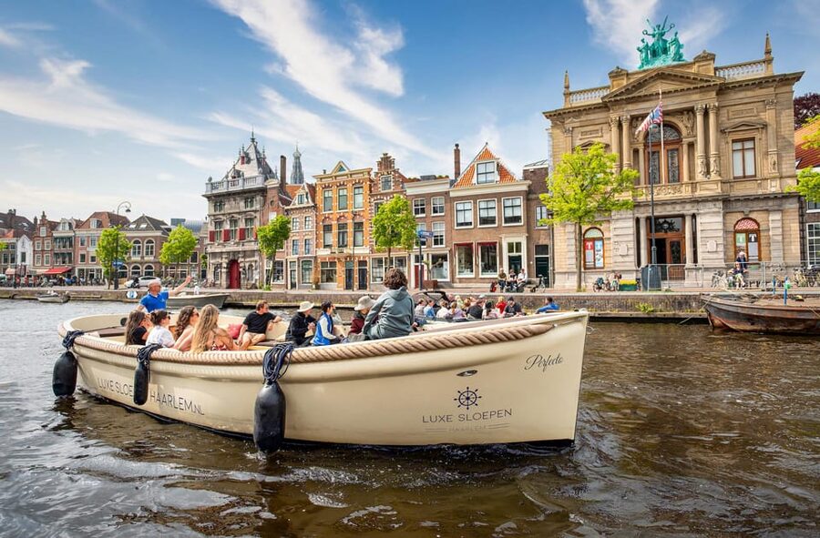 Haarlem: De Adriaan Windmill Tour + Open Canal Cruise - The Guided Mill Tour: How 30 Minutes Inside Pays Off