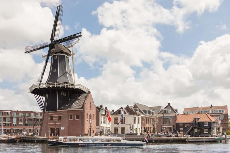 Haarlem: Local Cheese and Wine Cruise - Why Haarlem Looks Different From the Water
