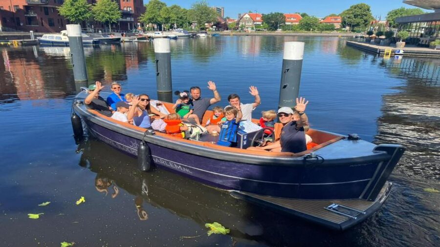 Haarlem: Self-Drive Private Electric Boat Rental - Key things that make this electric boat rental work