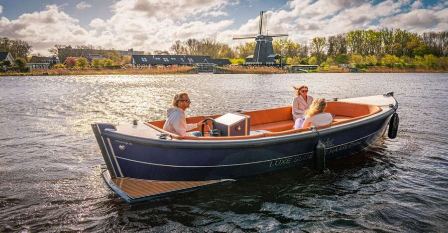 Haarlem: Self-Drive Private Electric Boat Rental - Price and value: $106 per group up to 12, and why private matters