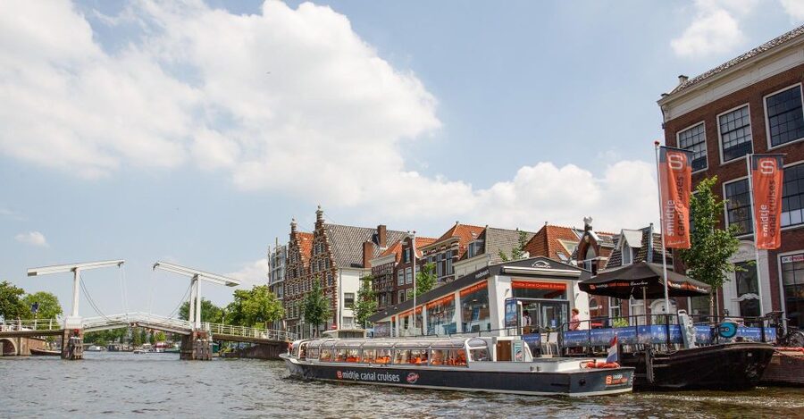 Haarlem: Sightseeing Canal Cruise through the City Center - Key highlights to know before you board