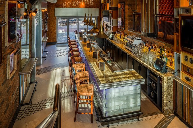 Hard Rock Cafe Amsterdam with Set Lunch or Dinner - Price value check: is $37.79 a good deal?