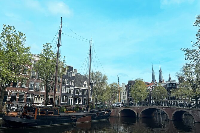 Historical Walking Tour, private with local Dutch guide - Key highlights at a glance