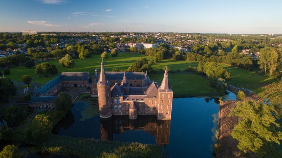 Hoensbroek: Entry Ticket to Hoensbroek Castle - Timing that works: how to plan a calm start and avoid rushing