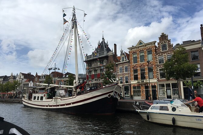 Holland Four City Charm Tour - Private Day Tour - The Hague: Binnenhof, Parliament, and the Dutch King’s Palace