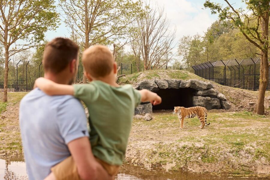 Leewarden: AquaZoo Entry Ticket - Long-time residents and newest inhabitants: plan for repeat value