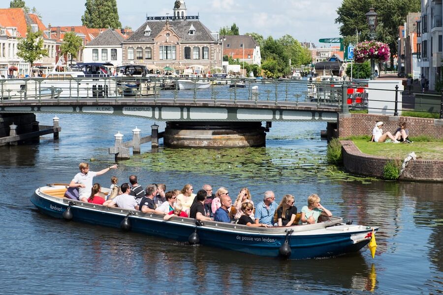 Leiden: Guided City Canal Cruise - City Hall from the water, plus Hortus Botanicus views you cannot fake