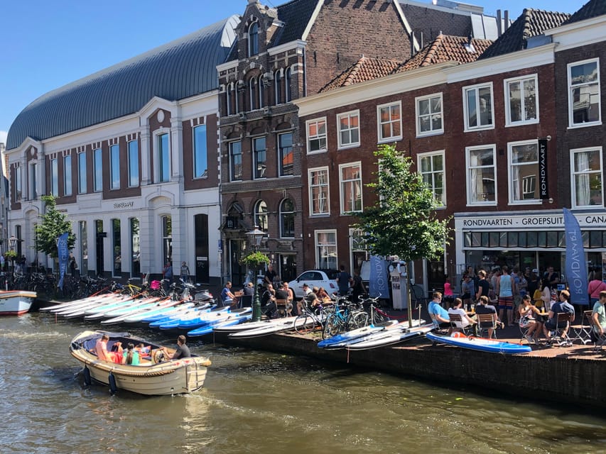 Leiden: Paddleboard Rental to Explore Leiden's Canals - No Guide on the Water, So Make Your Own Moments