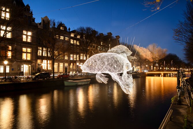Light Festival Boat Tour max. 10 Guests incl. Gluwhein/Snacks - Key points to know before you go