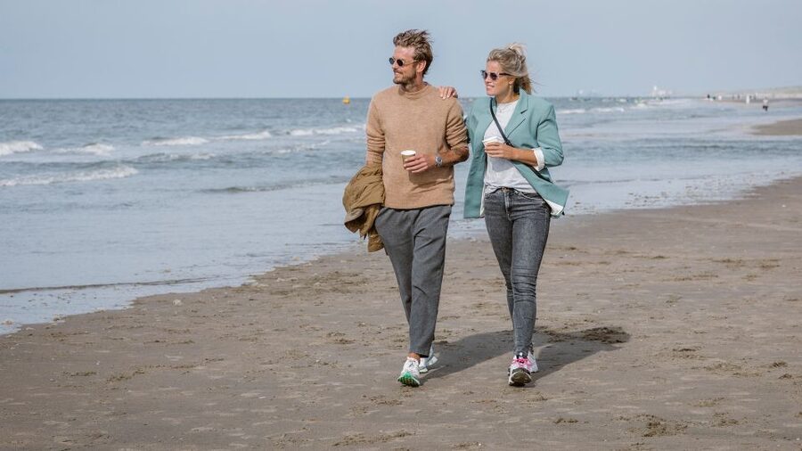 Lisse: Self-Drive Electric Car Dune and Beach Audio Tour - The Audio Guide: English or German Facts You Can Follow in Motion