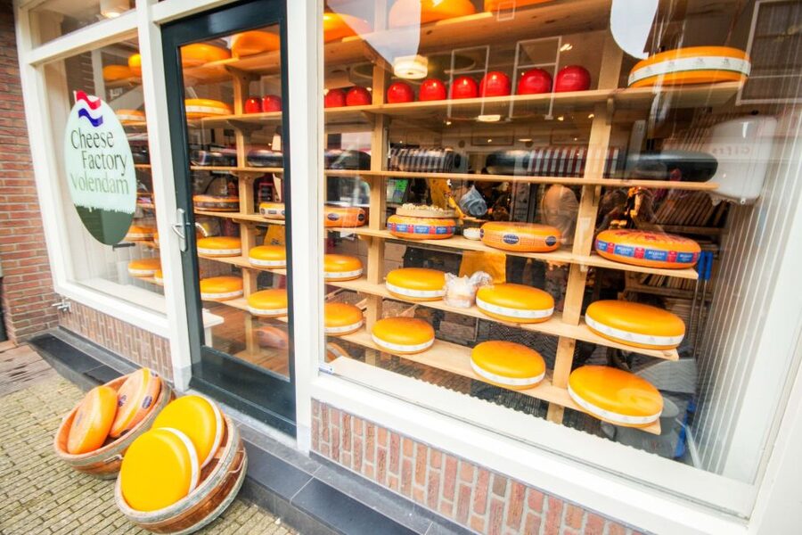 Marken, Volendam and Edam: Private Full-Day Tour - The 30-Minute Boat Ride Across IJsselmeer