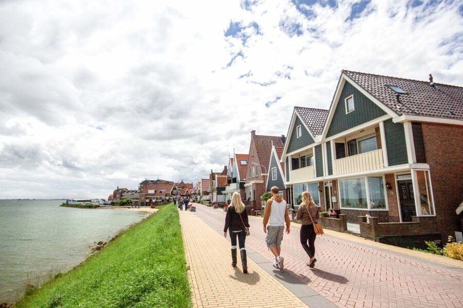 Marken, Volendam and Edam: Private Full-Day Tour - Meet Your Guide and Head Out From Amsterdam