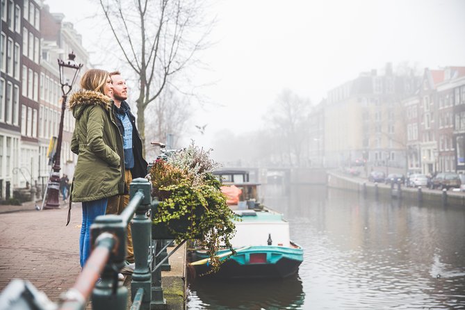 Memories for life - Photo shoots in Amsterdam with a professional photographer - Choosing your Amsterdam route: Jordaan romance, quieter east streets, or the city center