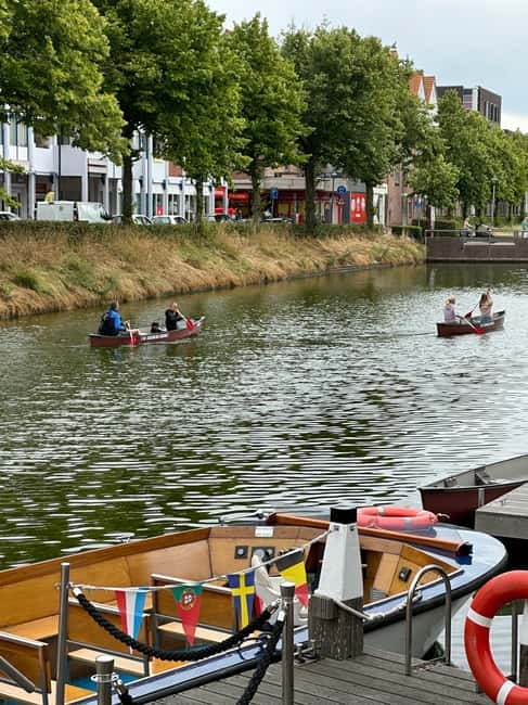 Middelburg: Canoe or SUP Rental City Centre - The kiosk check-in: quick prep, then you’re off