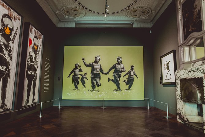 Moco Museum Amsterdam Admission Ticket with Banksy and more - Audio guide and phone reality: how to avoid the common frustration