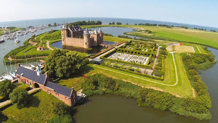 Muiden: Entry Ticket to Muiderslot Castle - Price and Value: is 23 dollars fair for 2 hours?