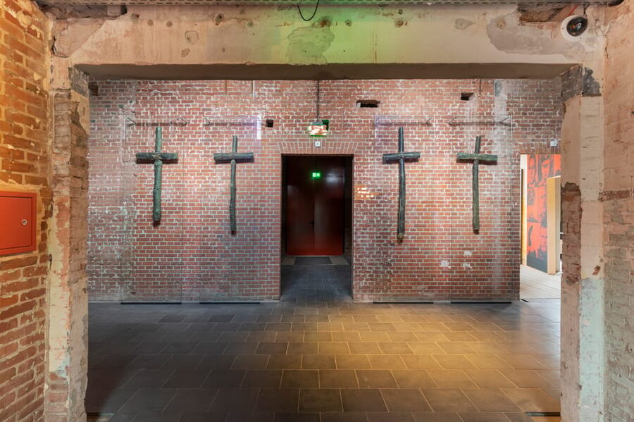 Oranjehotel World War II Prison Entrance Ticket - Food, Timing, and Day Planning (Because You’ll Want a Break)