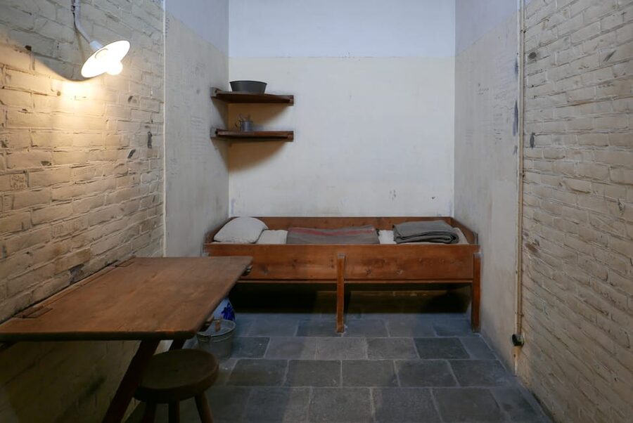 Oranjehotel World War II Prison Entrance Ticket - Families and Kids: When Questions Are Part of the Point