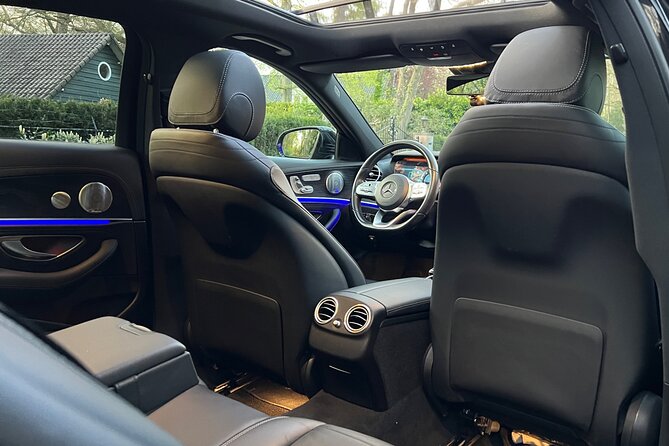 Private Airport Transfer Amsterdam Airport to or from Amsterdam - Getting Met At Schiphol: Meet And Greet Inside Arrivals