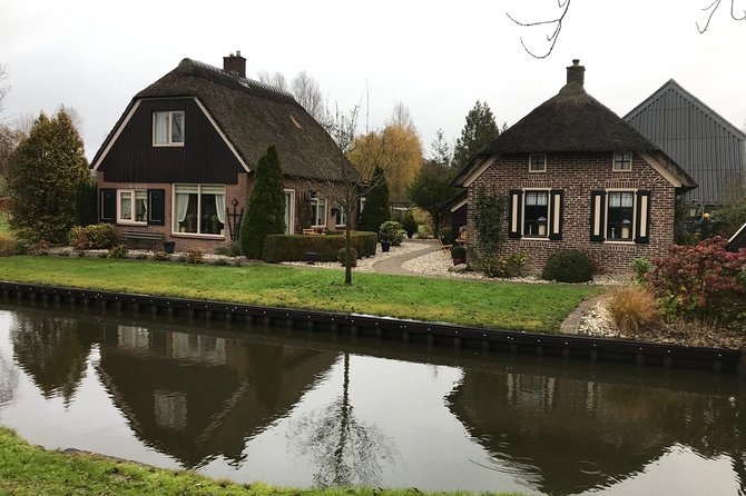Private Daytrip Giethoorn and Windmills of Zaanse Schans from Amsterdam - Price and Value: Is It Worth $662.75 Per Group?